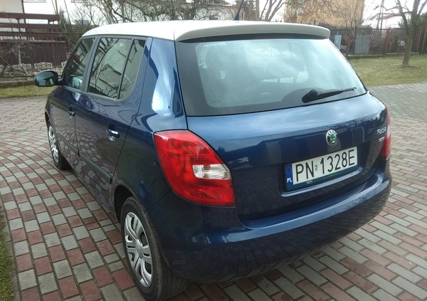 Skoda Fabia cena 21900 przebieg: 43500, rok produkcji 2011 z Konin małe 232